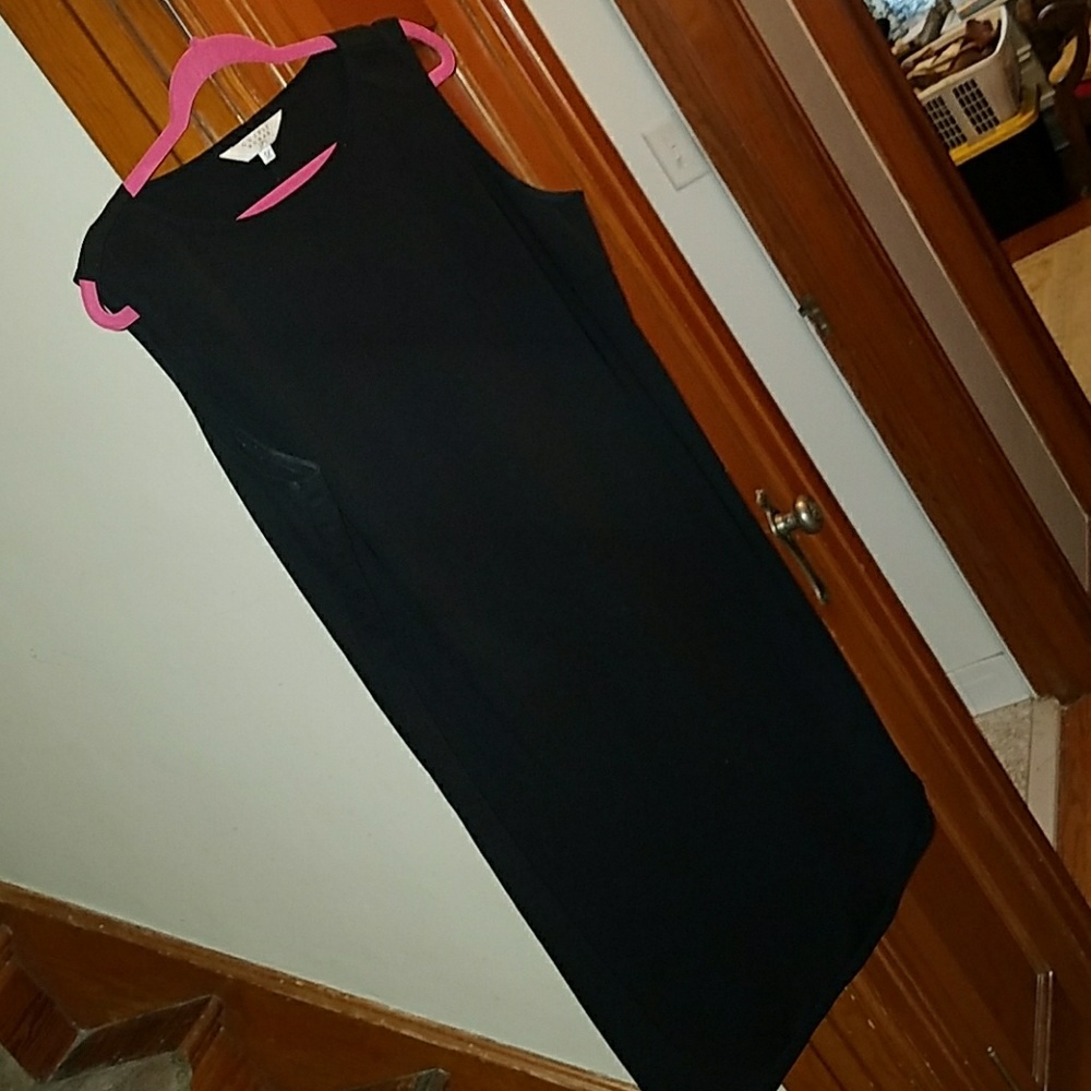 Outfit Woman JPR 1X black shift dress
